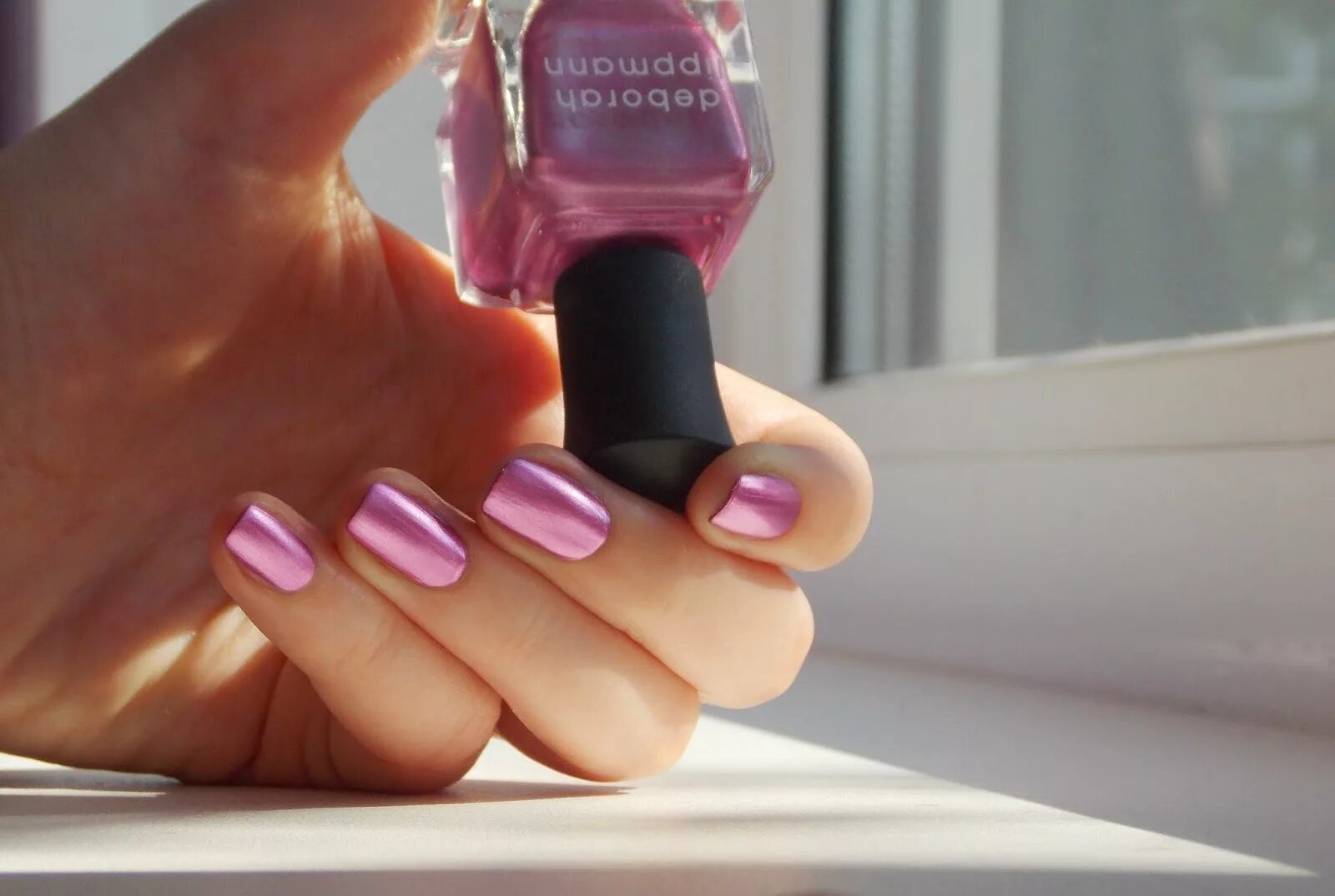 Плотный лак. Deborah Lippmann лак для ногтей Express yourself.