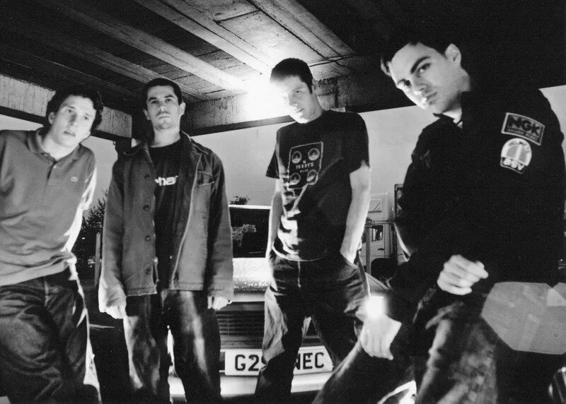 Hard photo. Fi band. Hi fi фото. American hi fi. Гекан.