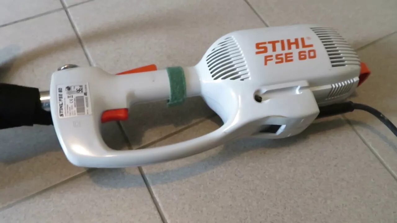 Штиль fse 60. Триммер немецкий. Электротриммер stihl fse 71. Электротриммер штиль fse 60. Штиль fse 60.