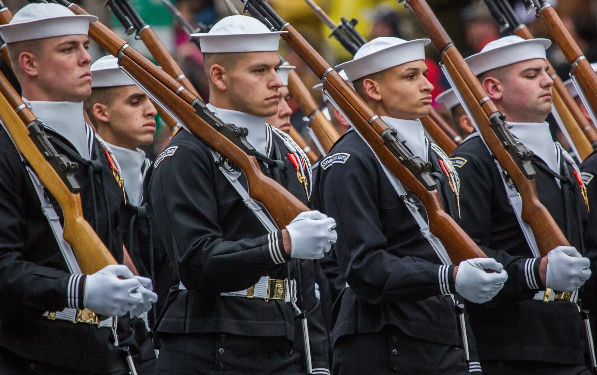 Парад в сша. Американский парад. Американский военный парад. Парад американских войск. Парад американской армии.