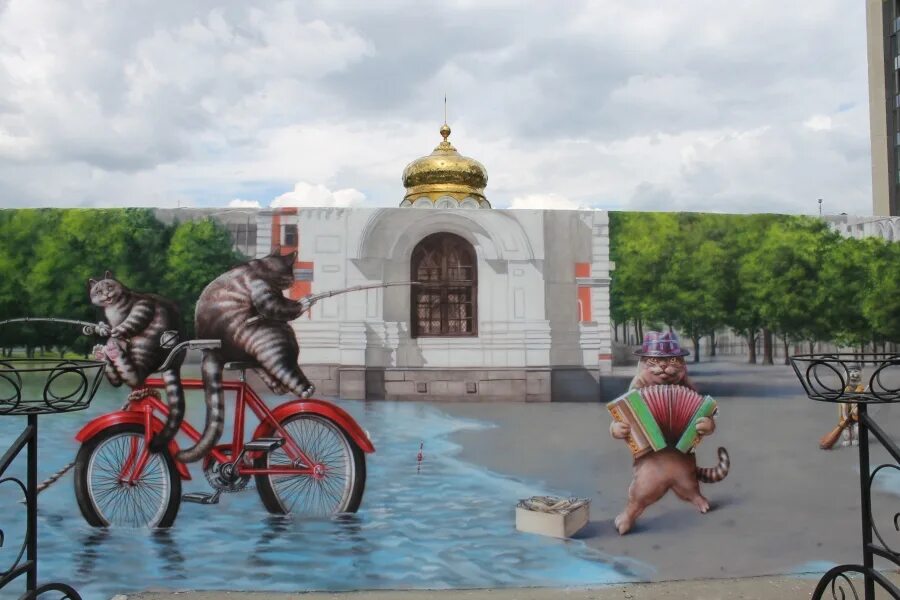 Также как и вчера на площади. Художник граффити жумаев. кот на театральной площади саратов.