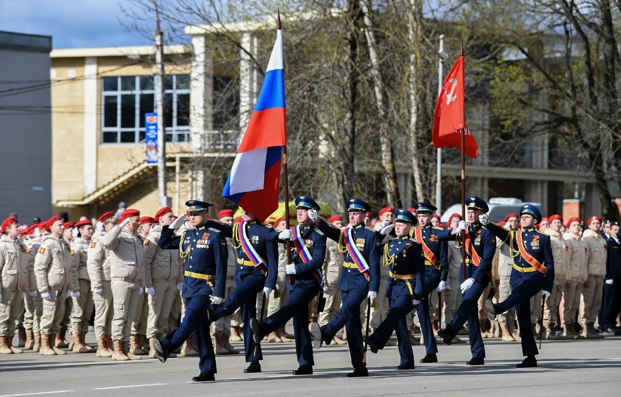 Ржев 9 мая 2022. Парад Ржев 9 мая. Парад Победы в Твери 2022. Парад в городе.