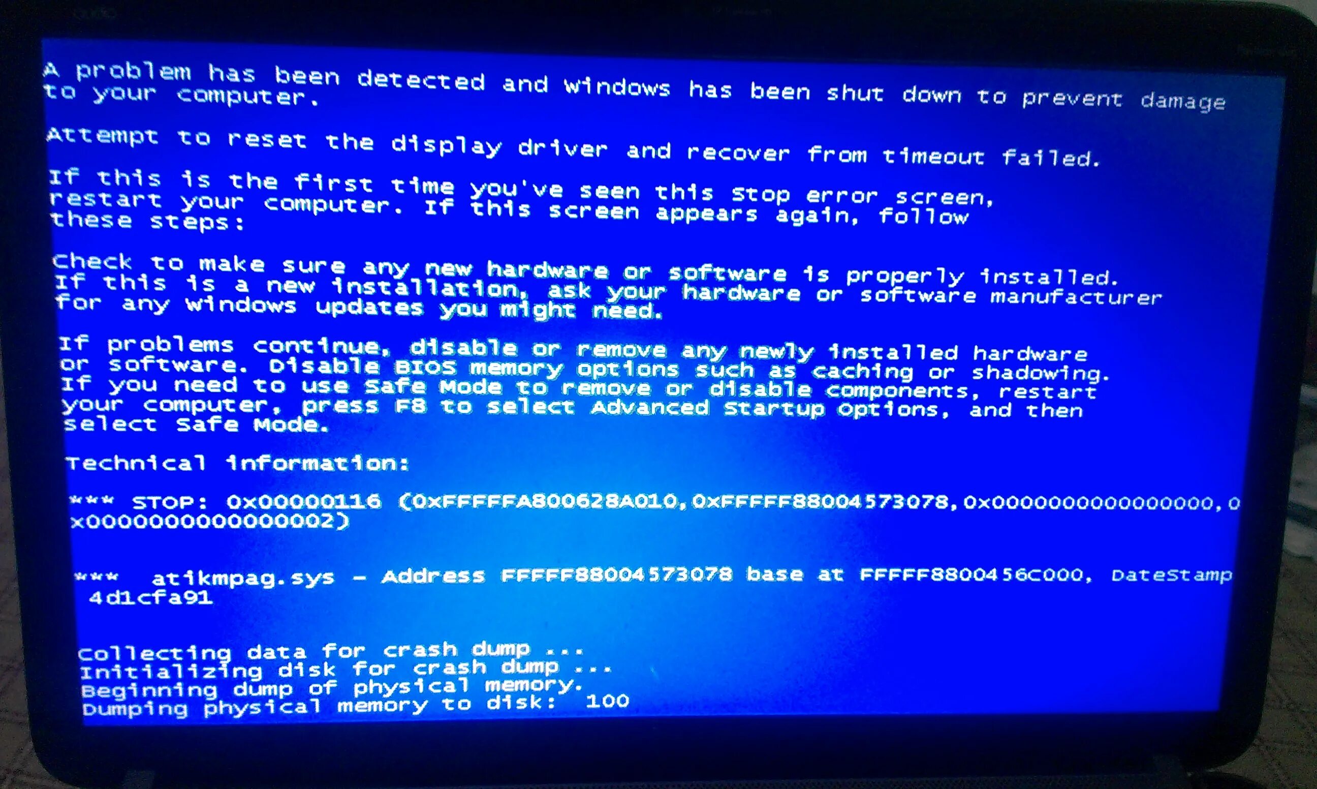 Синий экран. Синий экран смерти. A problem has been detected and Windows. A problem has been detected and Windows has been shut down. Ошибка ноутбука синий экран