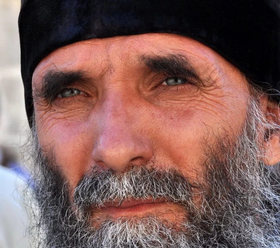 фотопортрет. человек с добрыми глазами. выразительные лица детей. глаза в очках. абдулла айдемир турецкий фотограф.