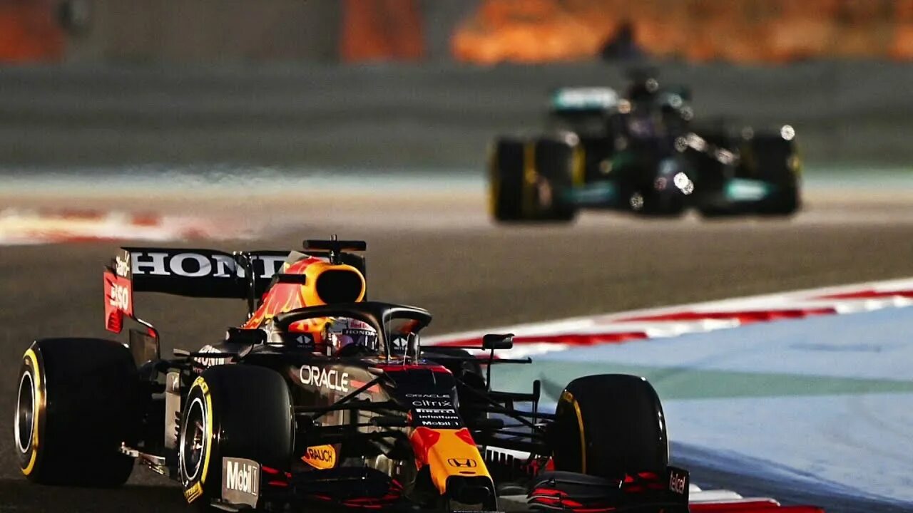 Формула 1 17. Болид f1 Red bull 2021. F1 2021 Verstappen. Red bull f1 2021. Grand prix f1.