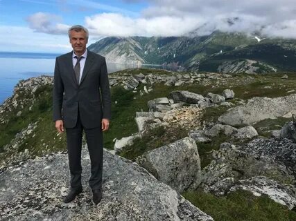 Губернатор магаданской
