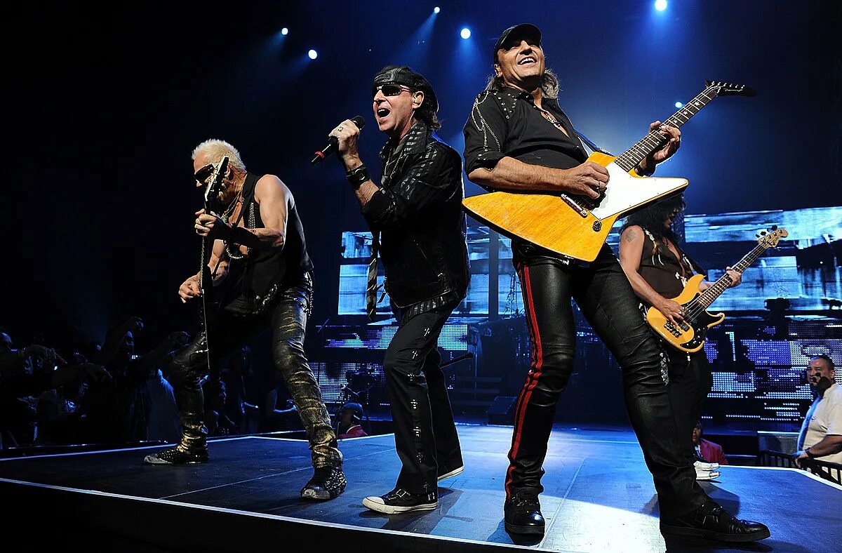 Скорпионс. Scorpions 1970 обложки living for tomorrow. Scorpions 1970 обложки living for tomorrow. Scorpions living for tomorrow lp. Scorpions live for tomorrow.