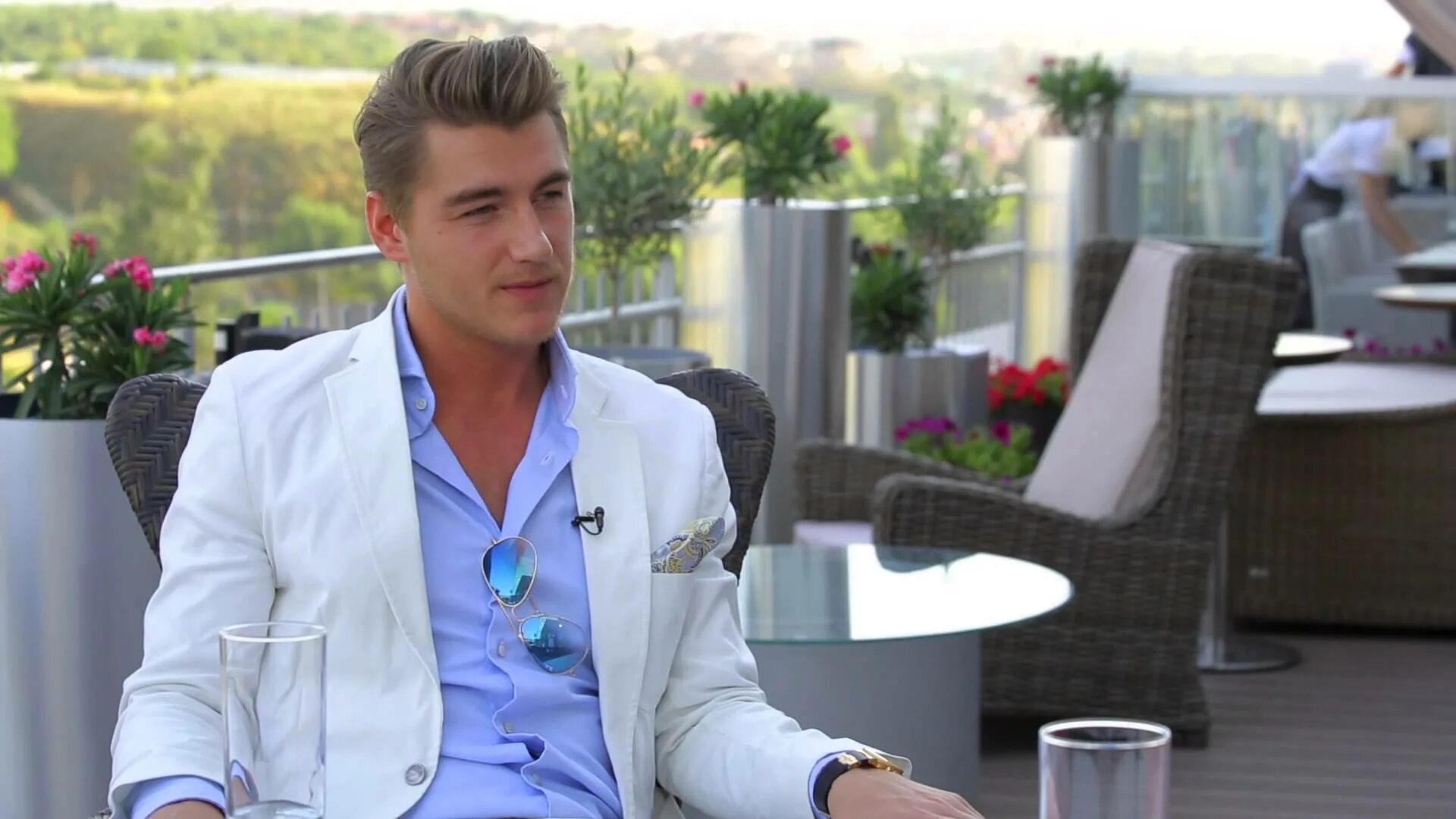 егор крид 2015. егор крид холостяк 2015. передача холостяк на тнт 2020. шоу холостяк 2. холостяк антон криворотов сезон.