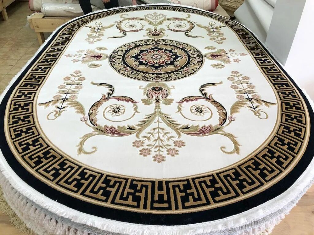 Ковров махачкала. Ковровый магазин в махачкале. Коврик махачкале. Хасавюртовские ковры. Ковры в махачкале.