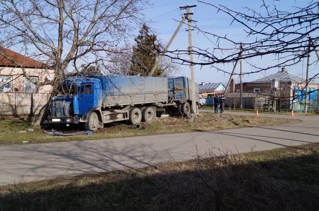 Темиргоевская. Аварии ст Темиргоевской. Станица Темиргоевская. Гимназия ст Темиргоевская. Ст Темиргоевская Краснодарский край Курганинский район.