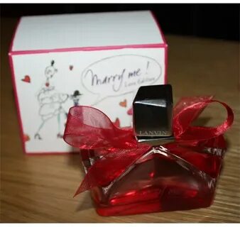 Marry in red