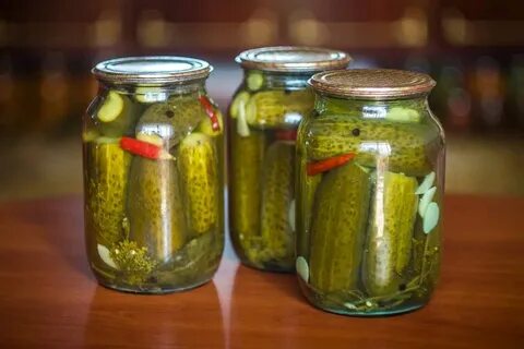 Соленый огурец консерва