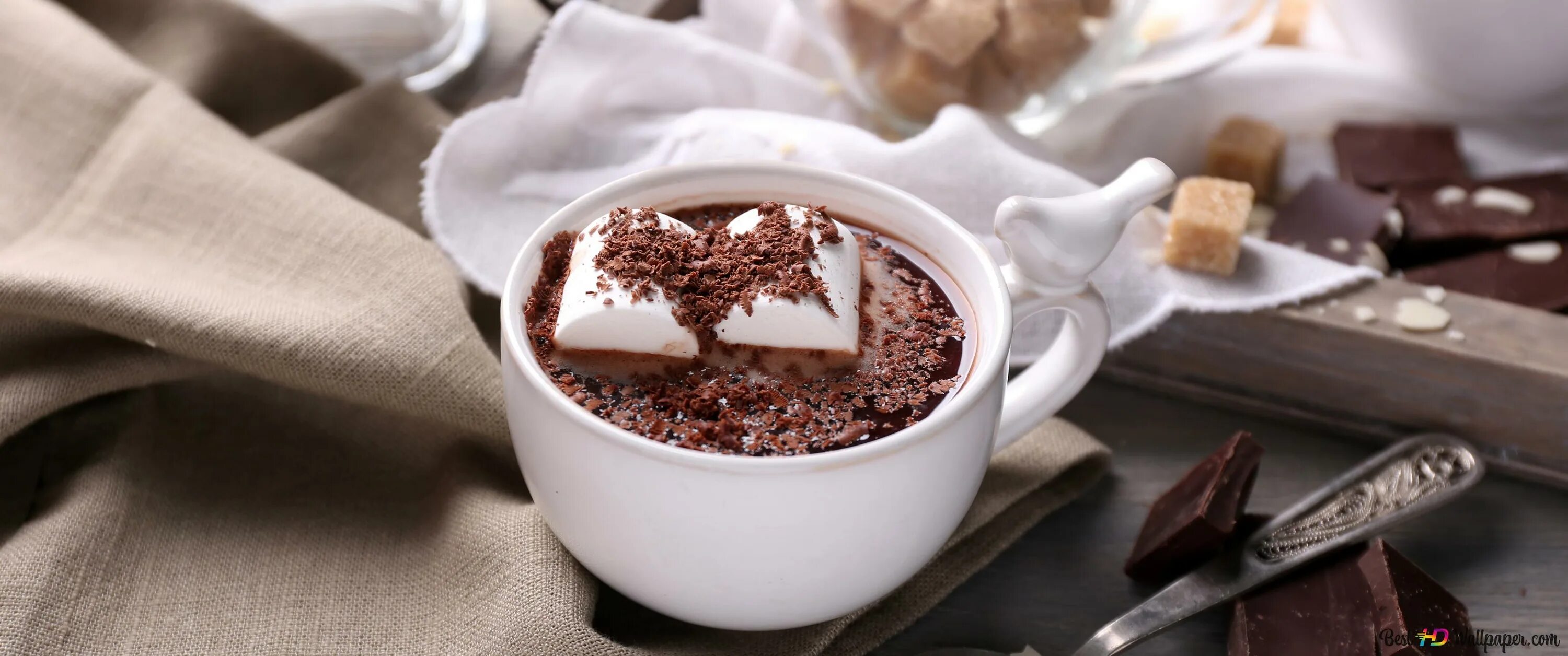 Горячий шоколад. Горячий шоколад HD. Молочный шоколад чашка. Кофе с тертым шоколадом вид сверху.