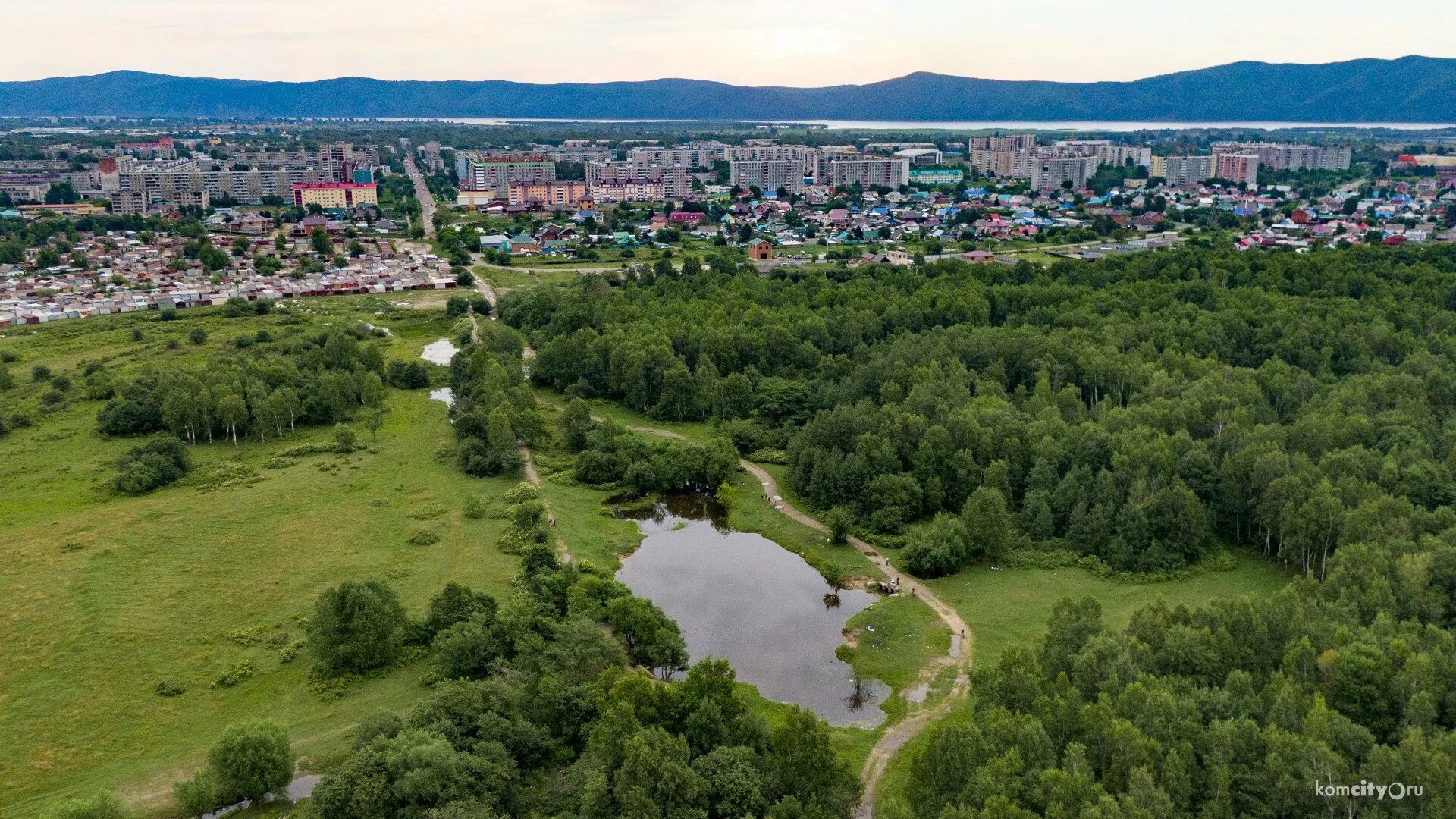 Участки комсомольск на амуре. Комсомольск на амуре. сопки комсомольск на амуре. г комсомольск-на-амуре хабаровский край. комсомольск на амуре центр города.