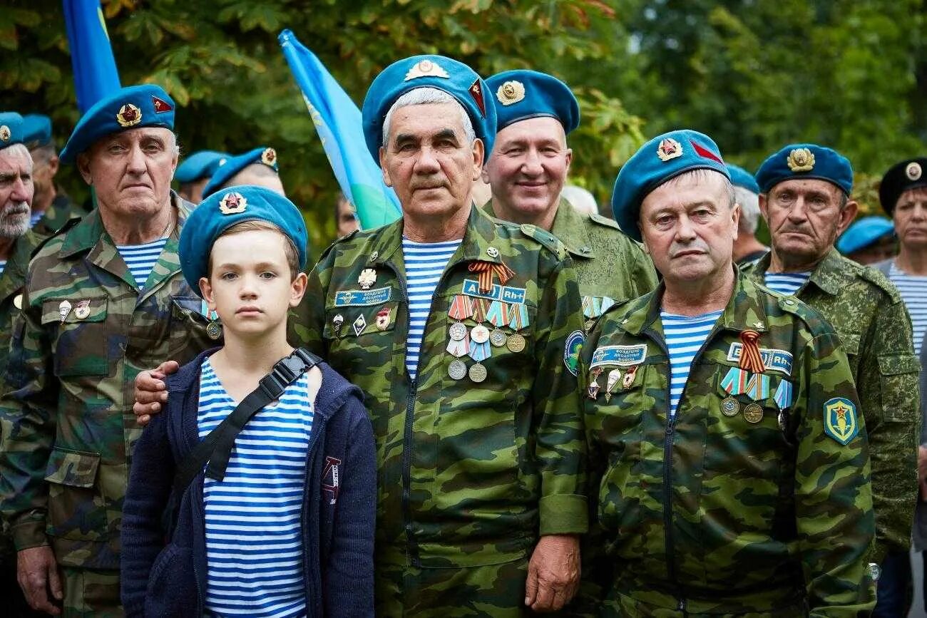 Летчики десантники