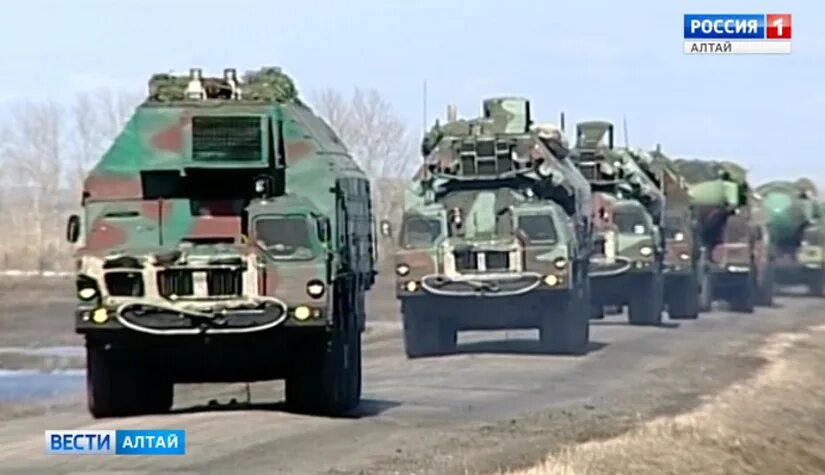 Военная колонна Барнаул. Военные перекрыли дорогу. Перекрытие дорог в Алтайском крае военными. Алтайский край колонна военной техники.