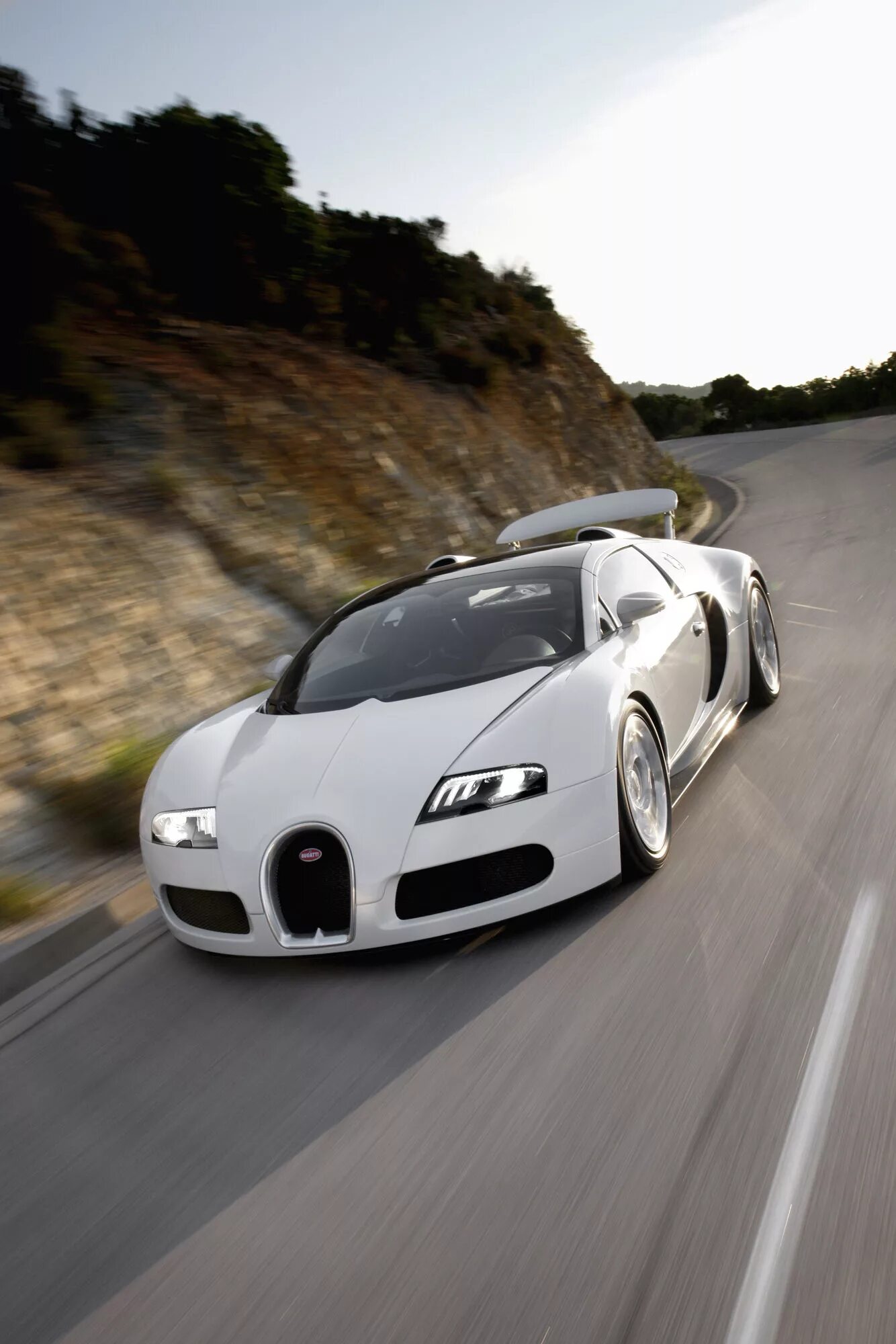 Жизнь машна. Bugatti Veyron 16.4 Grand Sport. Bugatti Veyron 16.4. Bugatti Veyron Grand Sport. Bugatti Veyron Supersport.