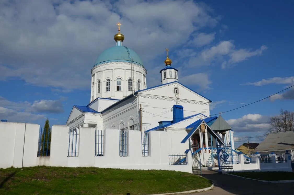 Погода кромы орловской области на 10 дней. Церковь Николая Чудотворца в Кромах. Храм в Кромах Орловской области. Кромской район. Слобода белая Курская область Церковь Николая Чудотворца.