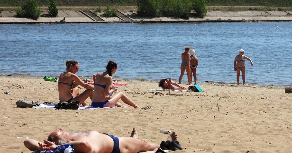 Где купаться в калининграде. Щурячий Казань пляж. На пляже купание. Казань пляжи для купания. Городской пляж Казань.