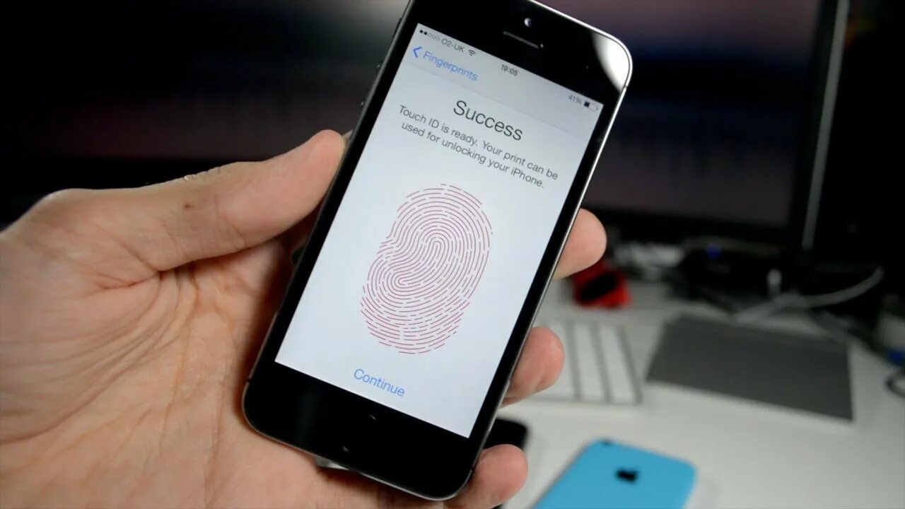 Id айфон 6. Touch ID iphone 5. Тач айди на айфон 5s. Iphone 5s тач ID. Iphone 6s Touch ID.