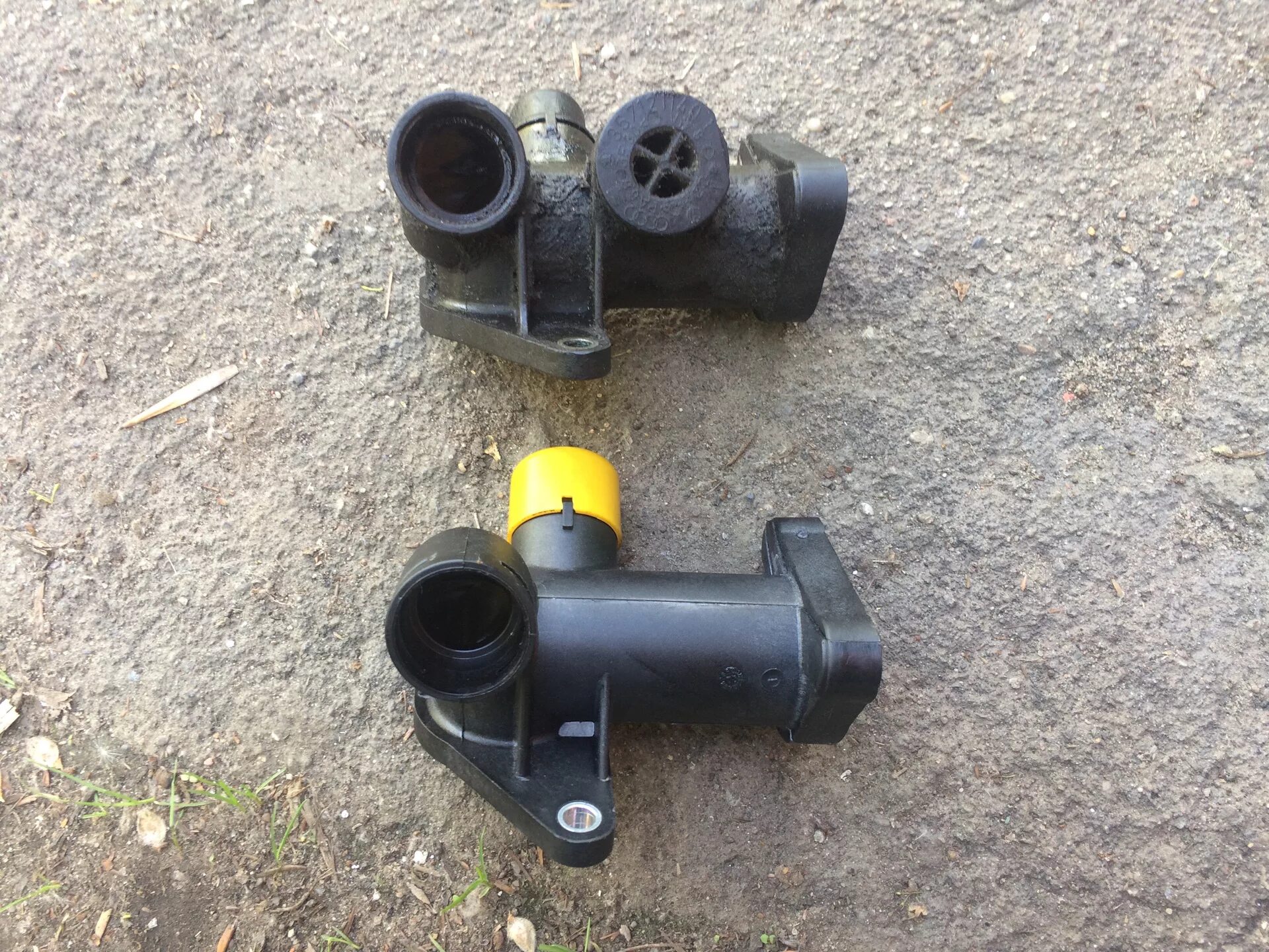 8 турбо. Тройник охлаждения adr passat b5. 8. Фланец блока passat 1. 8.