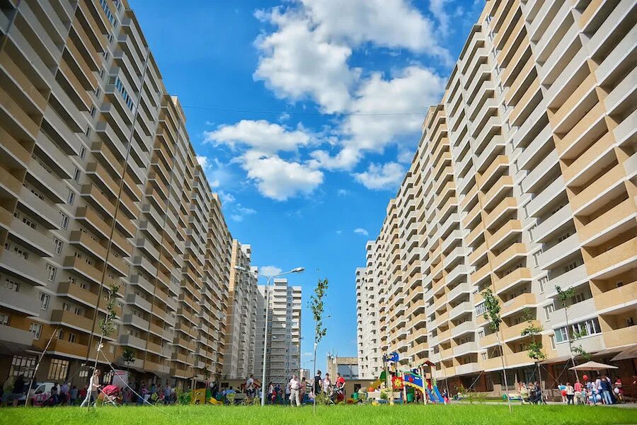 Ул селезнева краснодар. Улица селезнева 4 /5 краснодар. Краснодар ул селезнева 4/9. Кабачок 13 стульев пани зося. Селезнева 4/13.