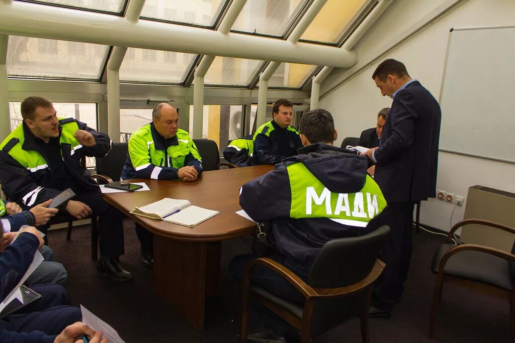 Административная инспекция сальск. Управляющие компании тюмень. Госжилинспекция тюмень. Мади в москве инспектор. Цодд мади.