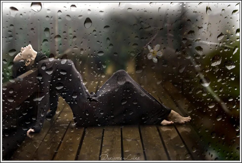 Забыть зато. Постучись в мою дверь смешно. Мужчина думает о женщине. Забыть зато. Заболела счастьем успехом и хорошим настроением.