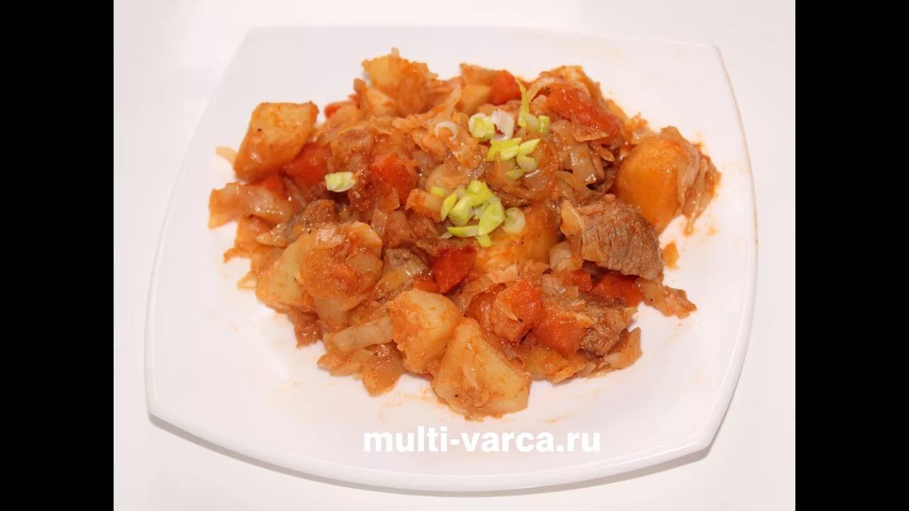 Тушёная капуста с картошкой и фаршем в мультиварке. Капуста тушёная с мясом и картошкой в мультиварке. Рагу с капустой и мясом. Овощное рагу без мяса с капустой. Рагу с капустой и картошкой в мультиварке