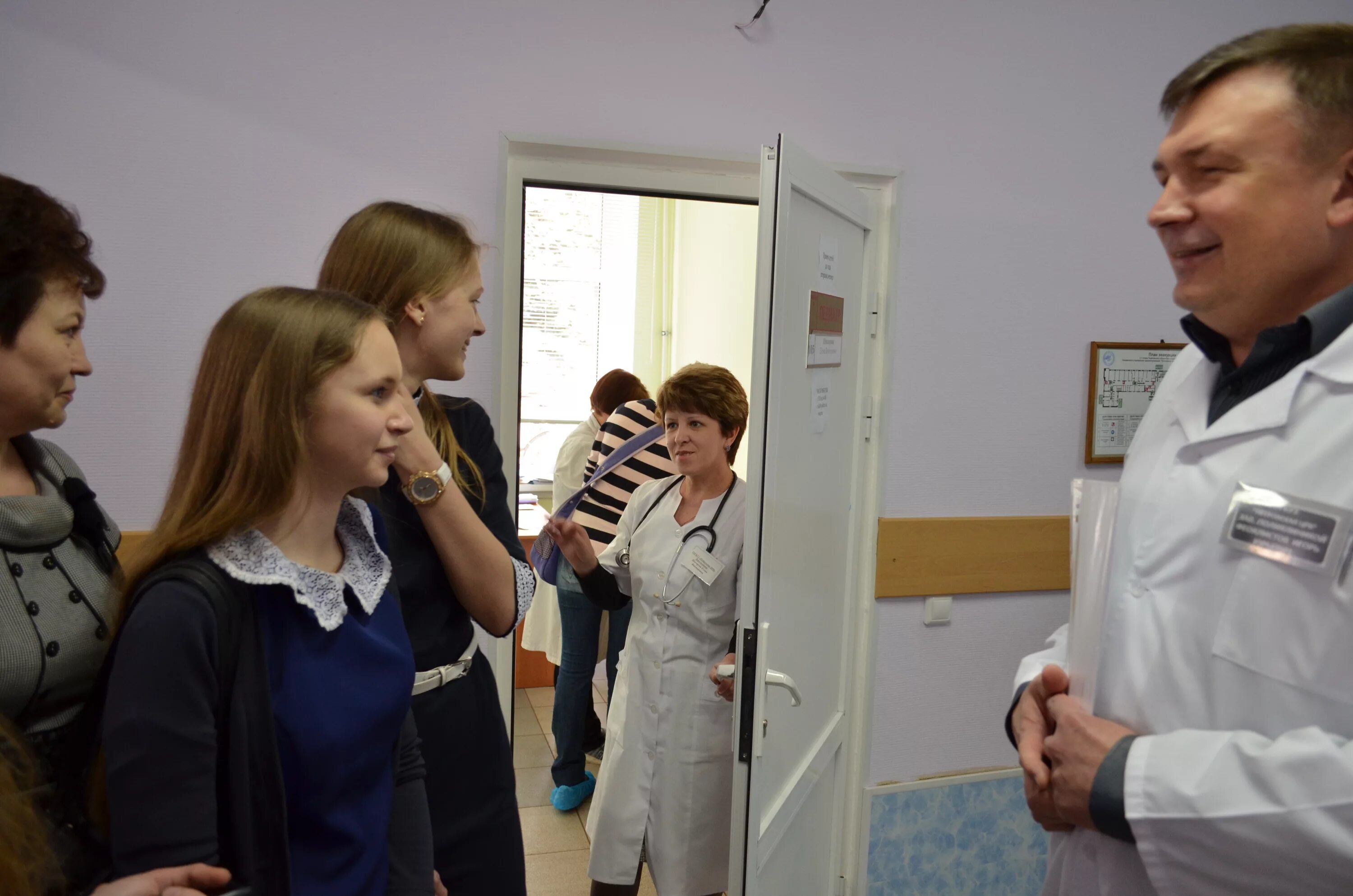 Петровск больница саратовская область. Главврач петровской районной больницы саратовской области. Петровский район больница. Петровское црб тамбовская область петровский район. Петровская црб тамбовской области.