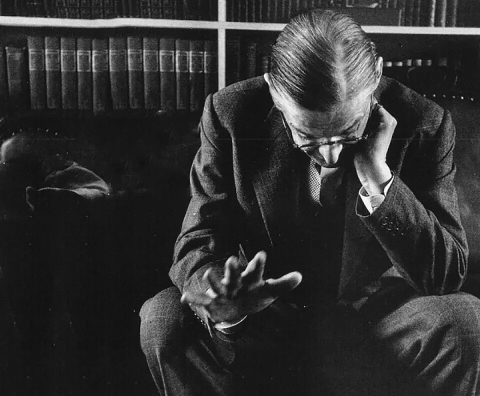 T s eliot. Томас стернз элиот фото. поэзия элиота люди 14. 1956 eliot.