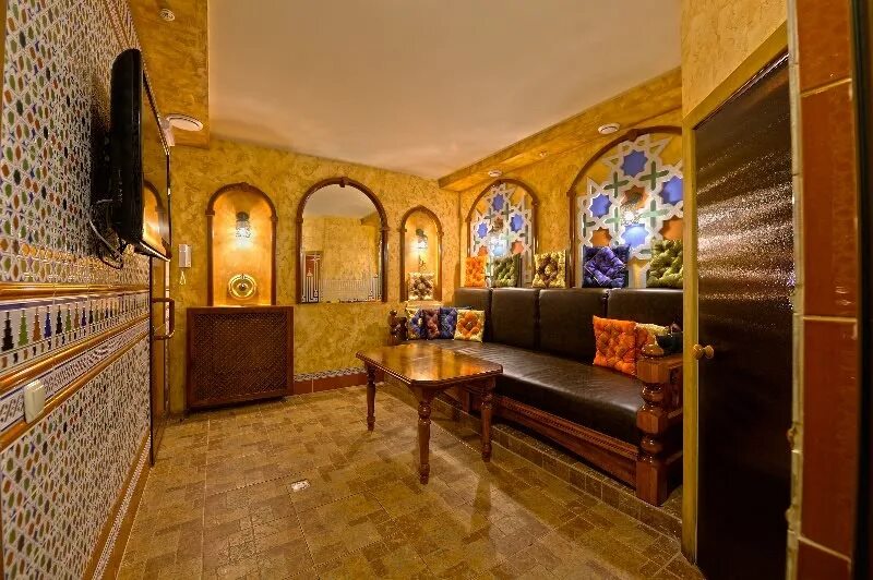 серый волк баня тамбов. сауна три поросенка в тамбове. баня три поросенка тамбов на чичканова. колизей узловая сауна. баня фараон тамбов.