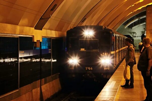 Удельная станция метро питер. Удельная метро спб. Удельная станция метро питер. Метро удельная. Метро удельная санкт-петербург.