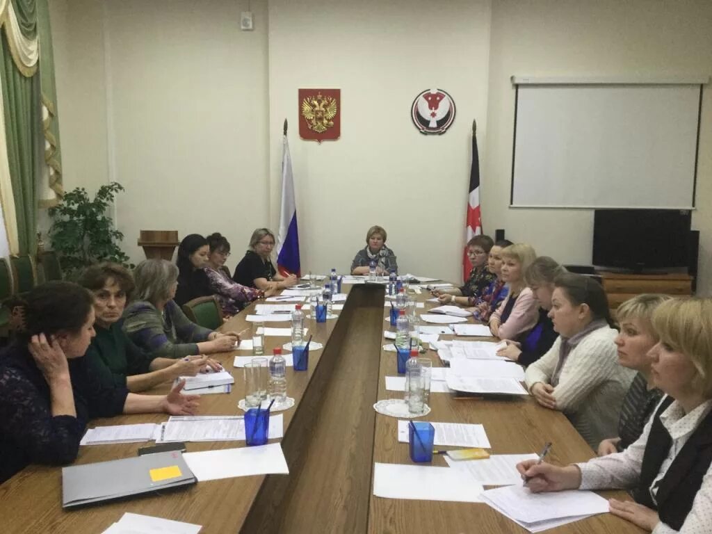 Сайт мз ур ижевск. Министерство здравоохранения ур. Здравоохранение Удмуртии. Министр здравоохранения ур. Департамент здравоохранения Удмуртии.