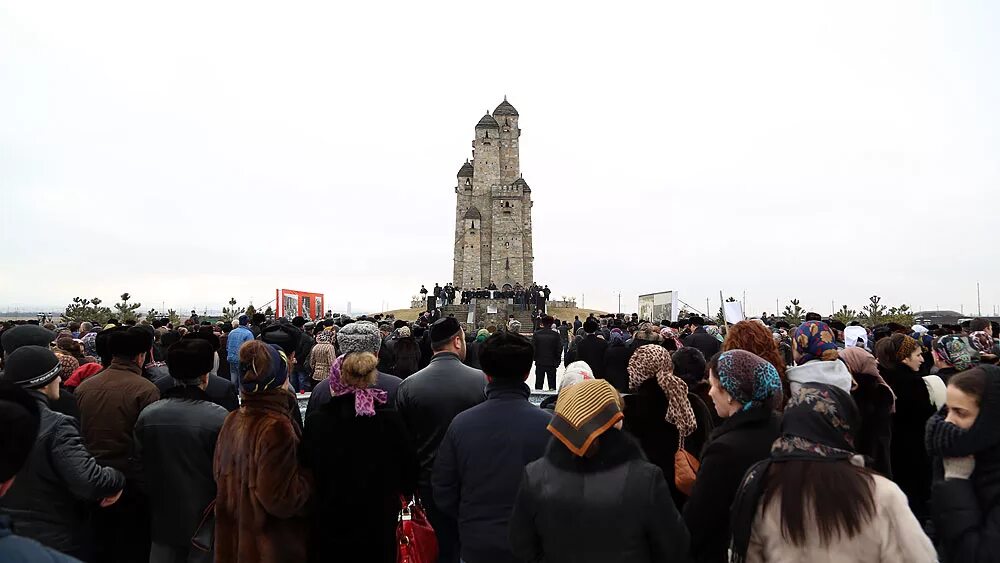 баш лоам ингушетия. музей краеведения назрань. митинг памяти. насыр-кортский округ. мемориал памяти и славы назрань.