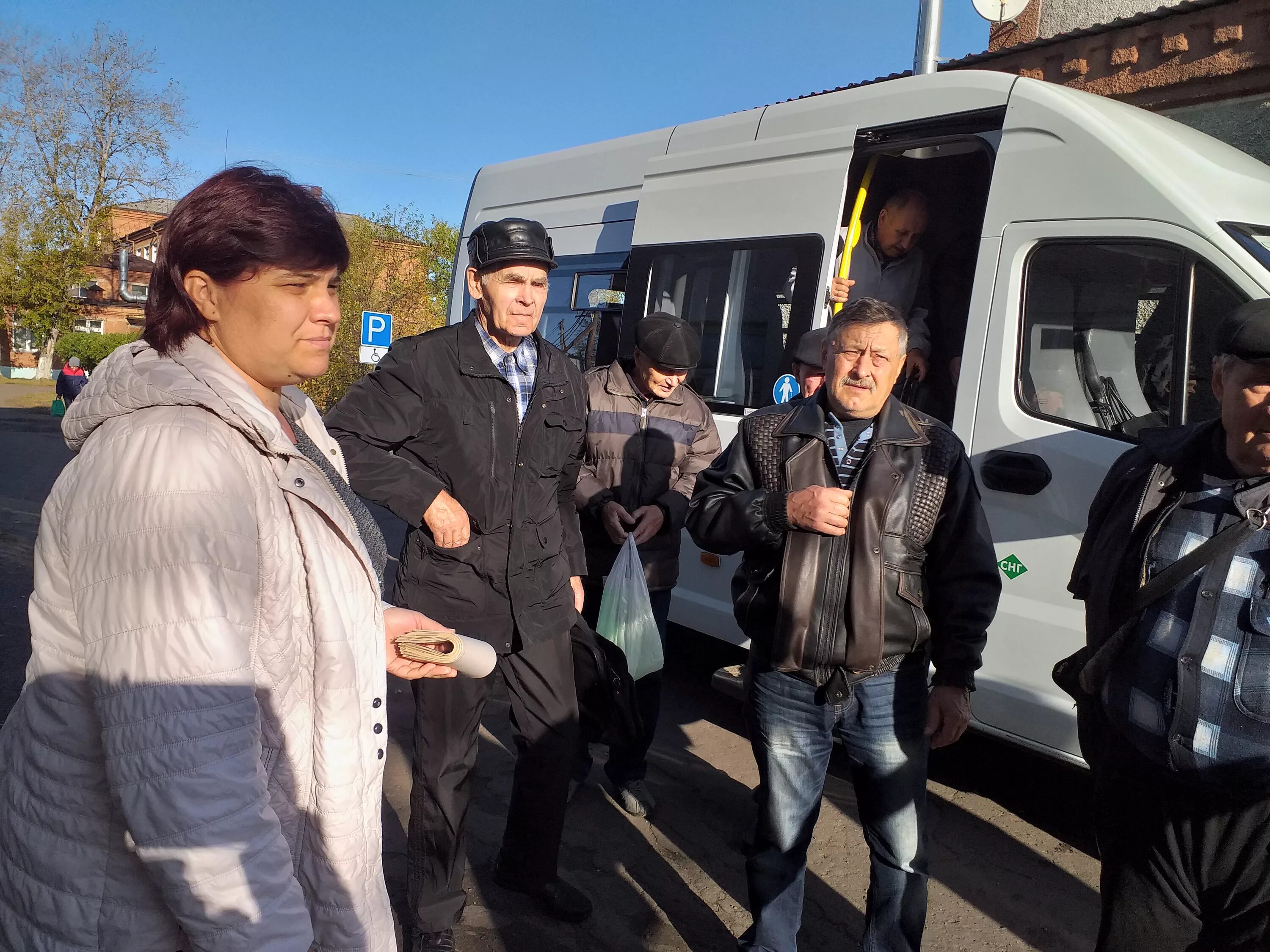 Любинский лайф. Любинский. Лабинск молочный завод консервный комбинат. Любино малороссы омск. Рабочий поселок любинский.