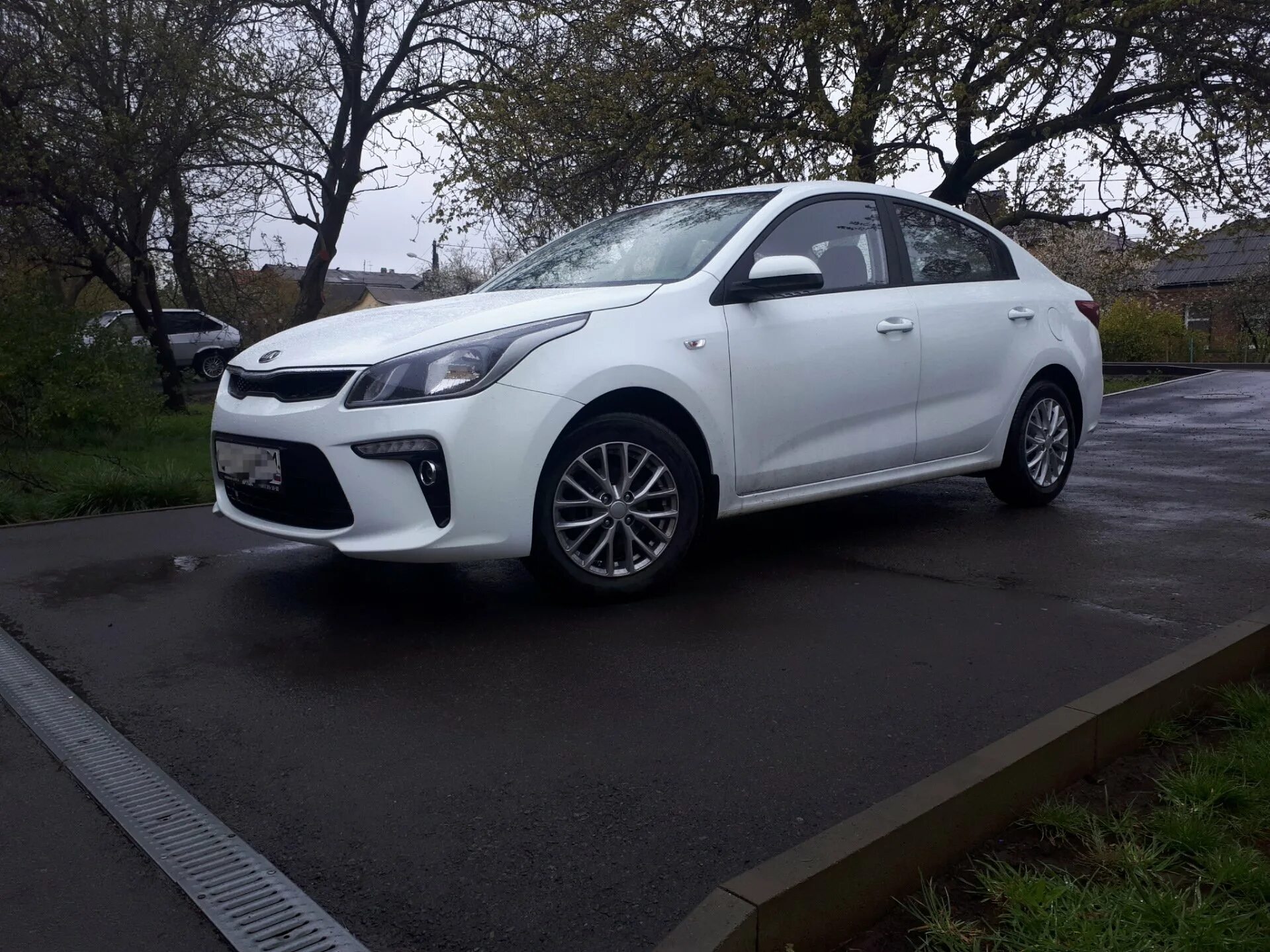 Диски рио 3 r15. Kia rio 4 r15. kia rio 3 r15. kia rio 3 диски 15. диски kia rio r15.