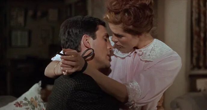 Фредерик клегг коллекционер. Теренс стэмп коллекционер. Теренс стэмп коллекционер. Саманта эггар коллекционер. The collection / коллекция (2016).