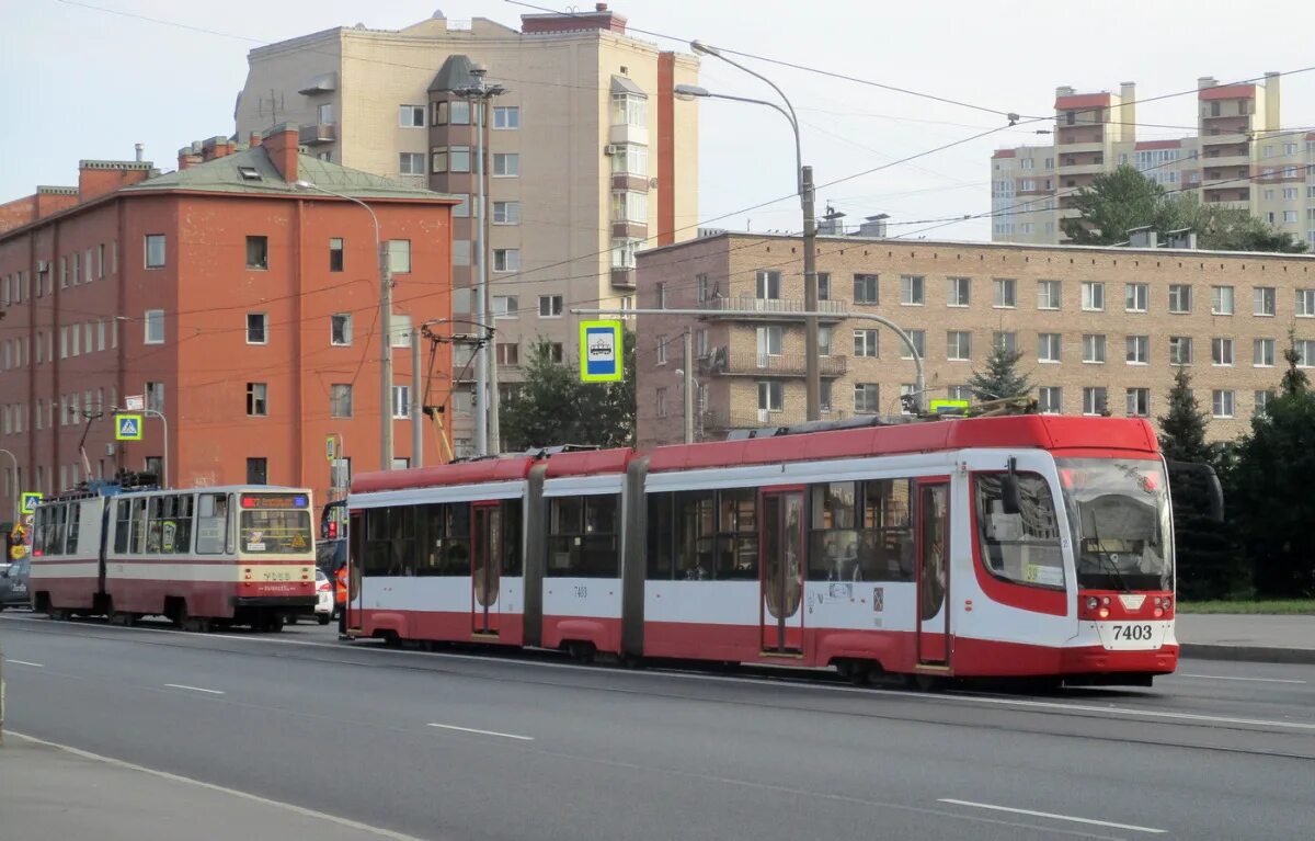 Трамвай 27 санкт-петербург. Рыбацкое санкт-петербург трамвай 27. Новые трамваи. Трамвайный парк в рыбацком трамвай 24. Трамвай 24 питер.