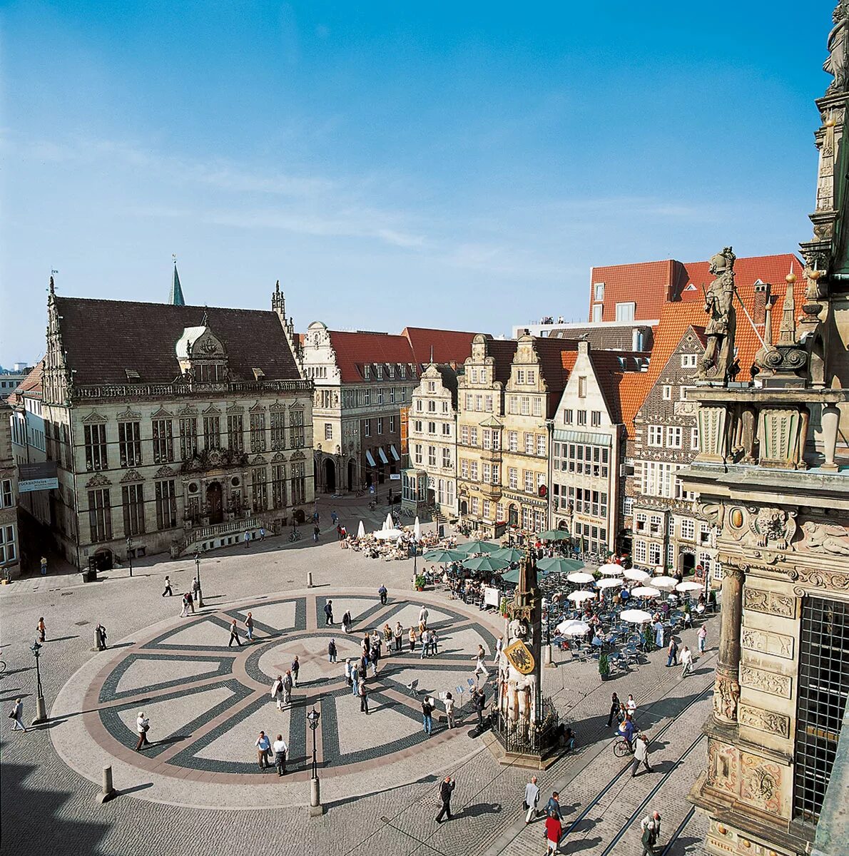 Город бремен страна. Рыночная площадь Bremen. Рыночная площадь (Марктплац). Бремен Марктплац. Бремен площадь Марктплац.