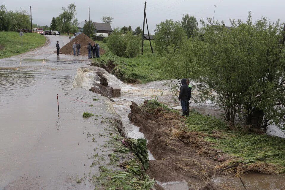 Осадки грязовец. Карта осдаок в. Грязовец дороги. Подтопление деревни питеримка. Поселок вохтога грязовецкий район вологодская область.