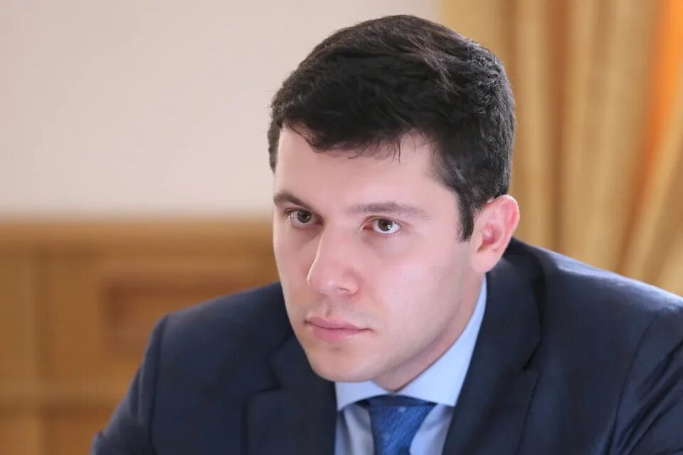 Калининградская область губернатор телефон. Калининградская область губернатор телефон. Алиханов губернатор. Губернатор алиханов калининград. Калининградская область губернатор телефон.