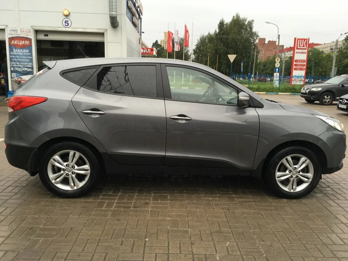 Ткань велюр антрацит. Плитка облицовочная lozenge brown wt11slz08 600*200*9 (10 шт в уп/57,6 м в пал). Хендай икс 35 серый. Shadow velvet ткань kado. Серого 35.