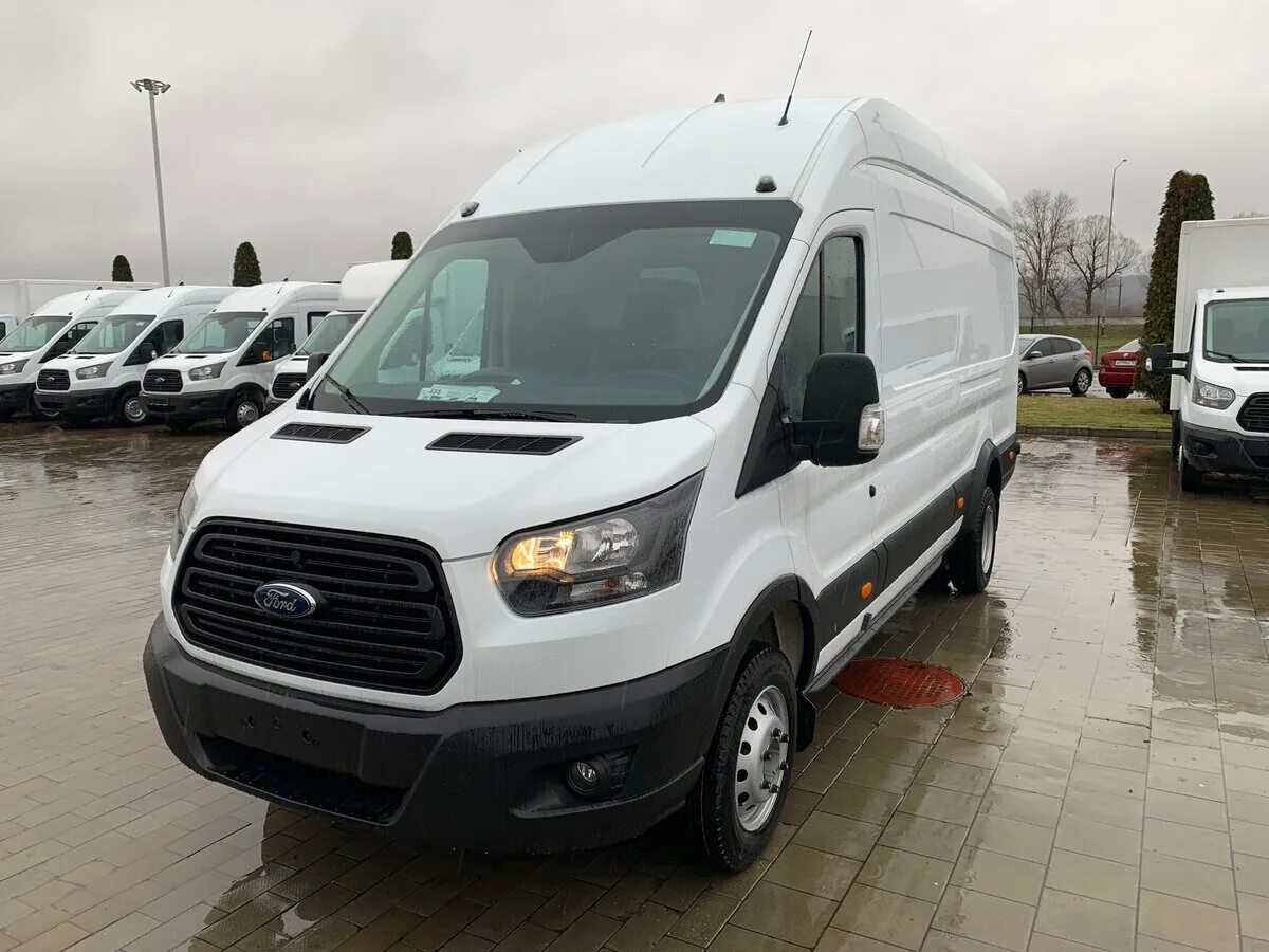 Ford Transit 2020. Ford Transit 2020 пассажирский. Ford Transit 2020 дизель. Форд Транзит грузовой 2020.