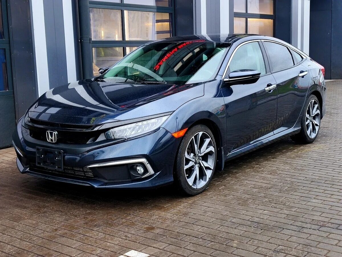 Honda Civic 10. Honda Civic 10 седан. Хонда Цивик 10 поколения. Honda Civic 10 поколения седан.