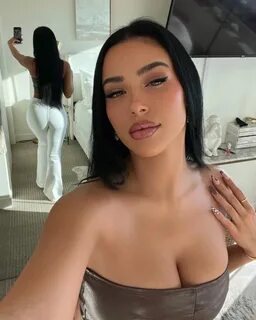Las fotos más hot de Ashlyn Castro, la novia de Bellingham.