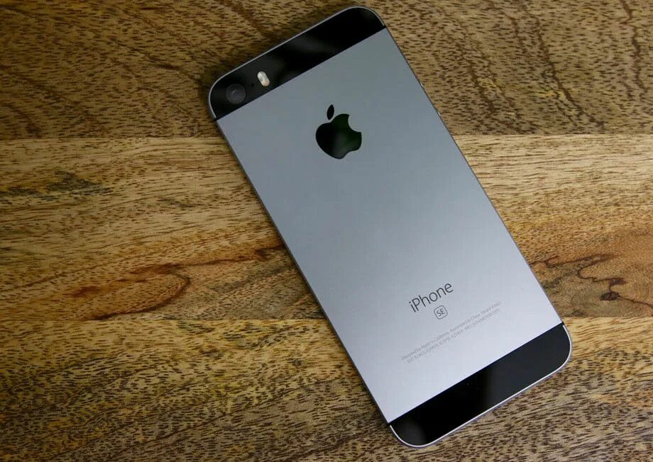 Купить se в рассрочку. Apple iphone se 32gb Space Gray. Айфон 5 se 32 ГБ. Айфон se 2016 32 ГБ. Iphone se 2016 Space Grey.