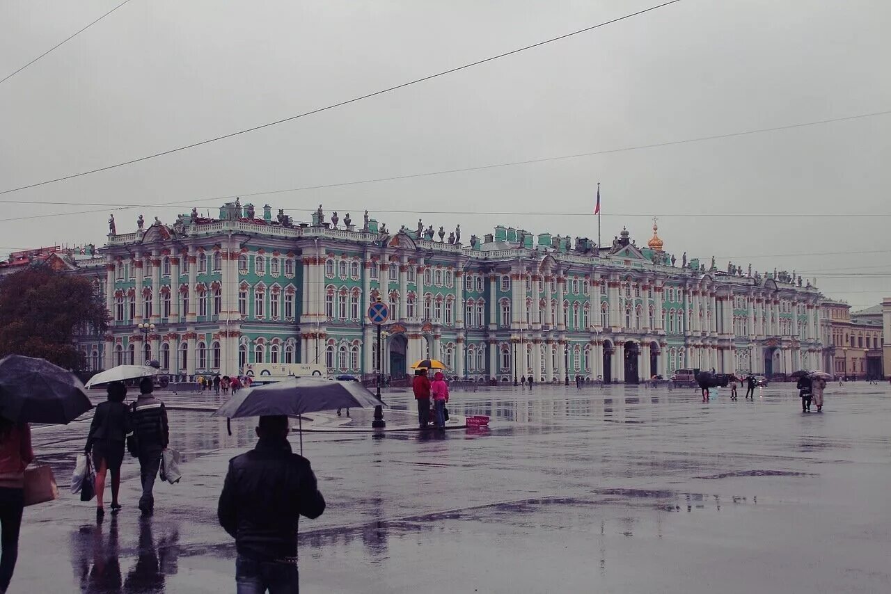 Средние осадки в санкт петербурге. Санкт-петербург. климат санкт петербурга. санкт-петербург пасмурный. пасмурный день петербург.