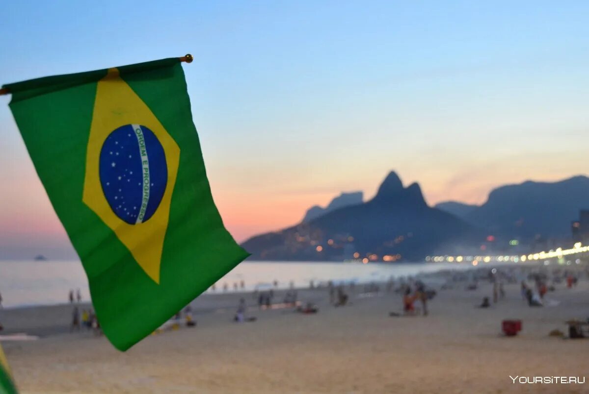 Все о бразилии. Рио Верде Бразилия. Флаг Рио-де-Жанейро Бразилия. Бразилия туризм. Экскурсионный туризм в Бразилии.