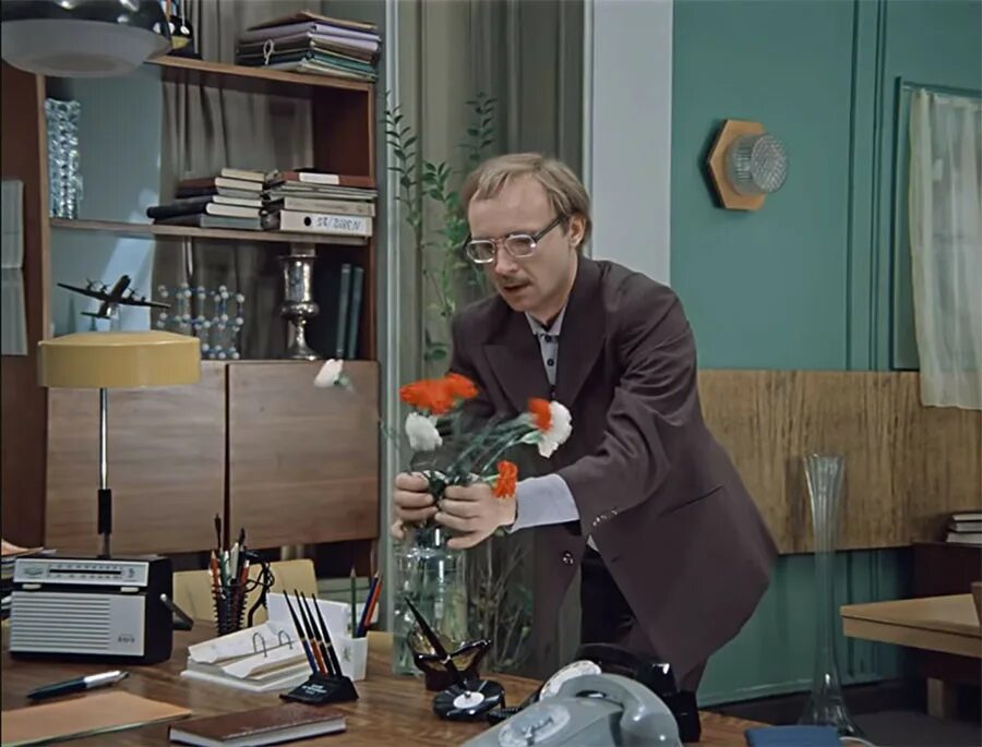 отдельный служебный. служебный роман обложка фильма. отдельный служебный. служебный роман фильм 1977 олег басилашвили. отдельный служебный.